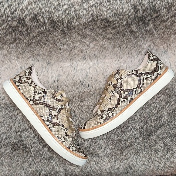 Zara Faux Python Lace Up Sneaker Women's 8 - Picture 8 of 12